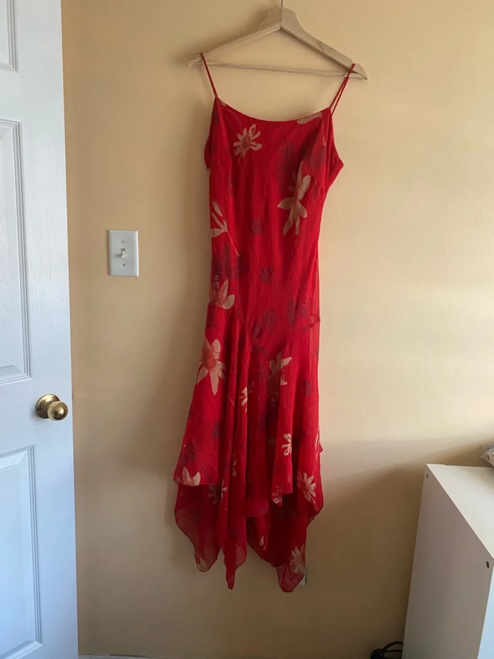 Y2K Oblique Red Floral Slip Dress Woman Small Asymmetrical Hem Spaghetti Strap - Picture 2 of 13